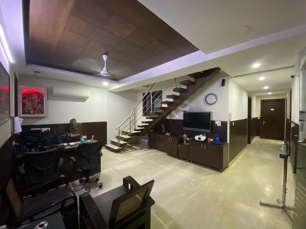 Sheesh Mahal Bed & Breakfast Нью-Дели Экстерьер фото